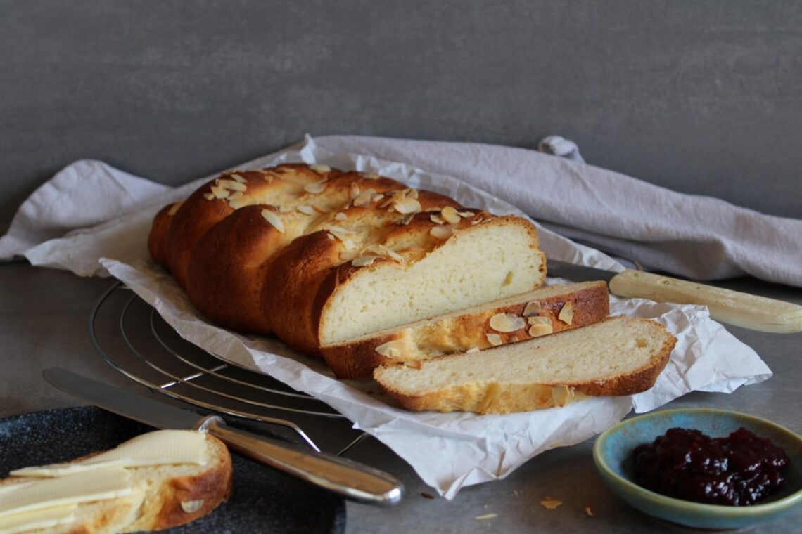 Butter- Hefezopf glutenfrei