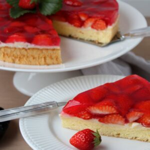 Erdbeerkuchen glutenfrei mit Vanillepudding